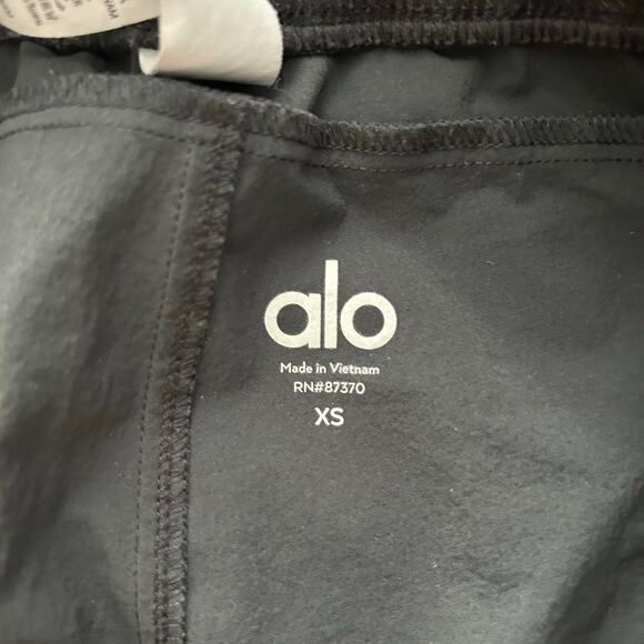 Alo Yoga Co-Op Pant – Women’s XS – Anthracite (Charcoal) – Retail $138 - Picture 10 of 11